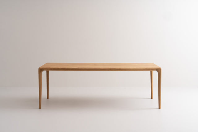 LÜNA S | Dining Table image 5