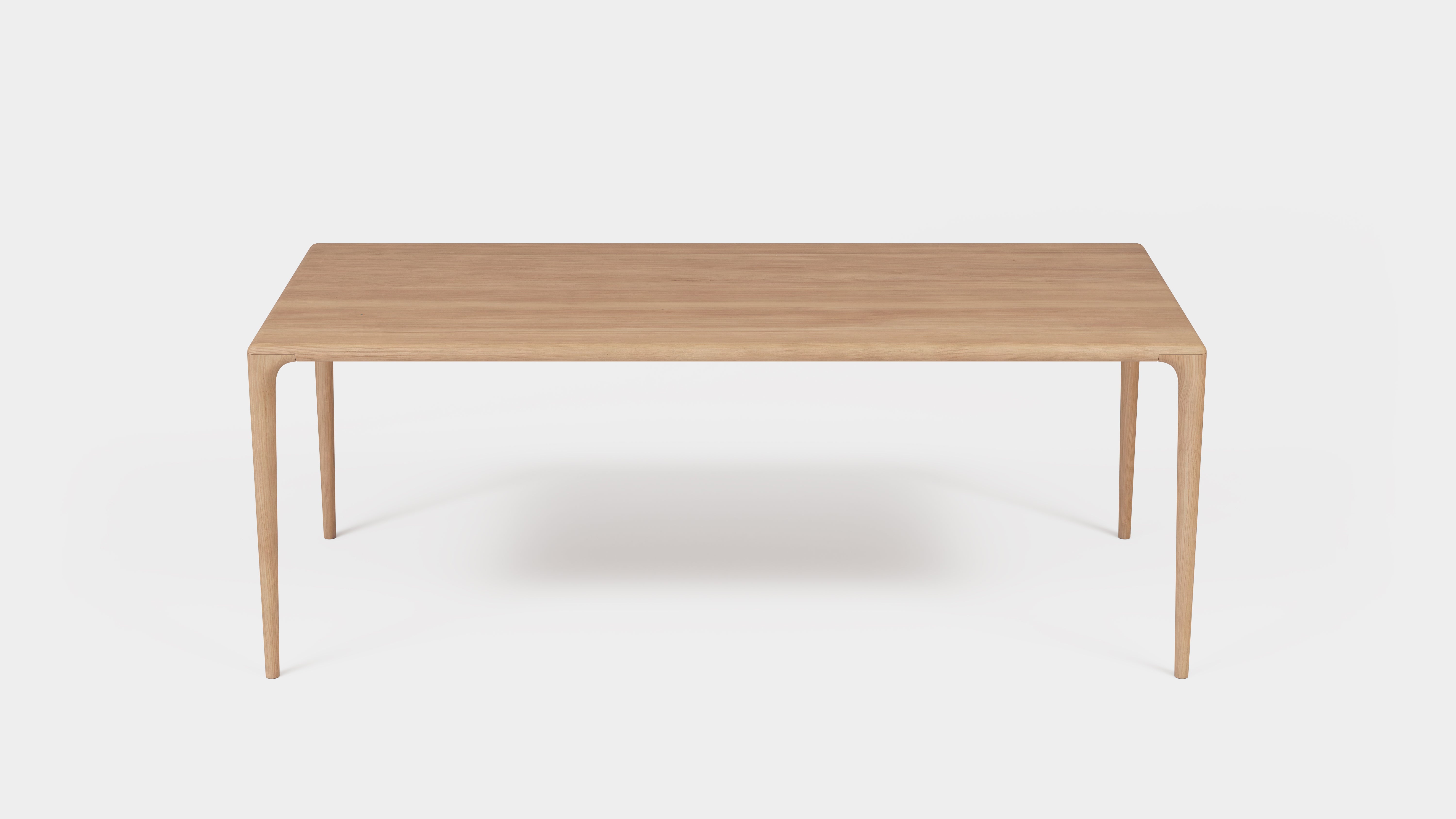 LÜNA | Dining Table