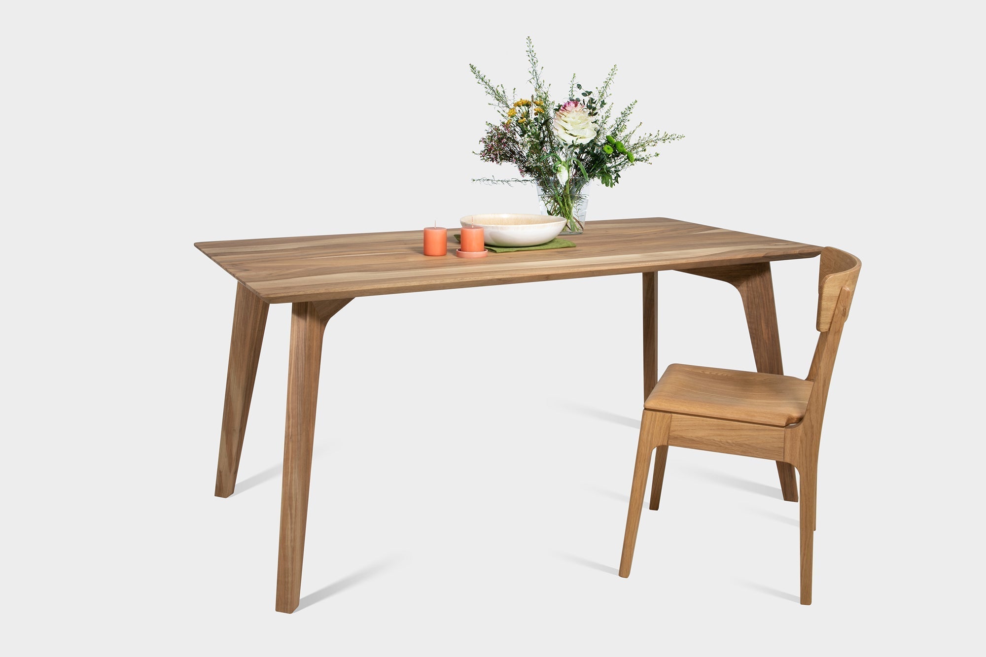 AMBER S | Walnut Extendable Dining Table