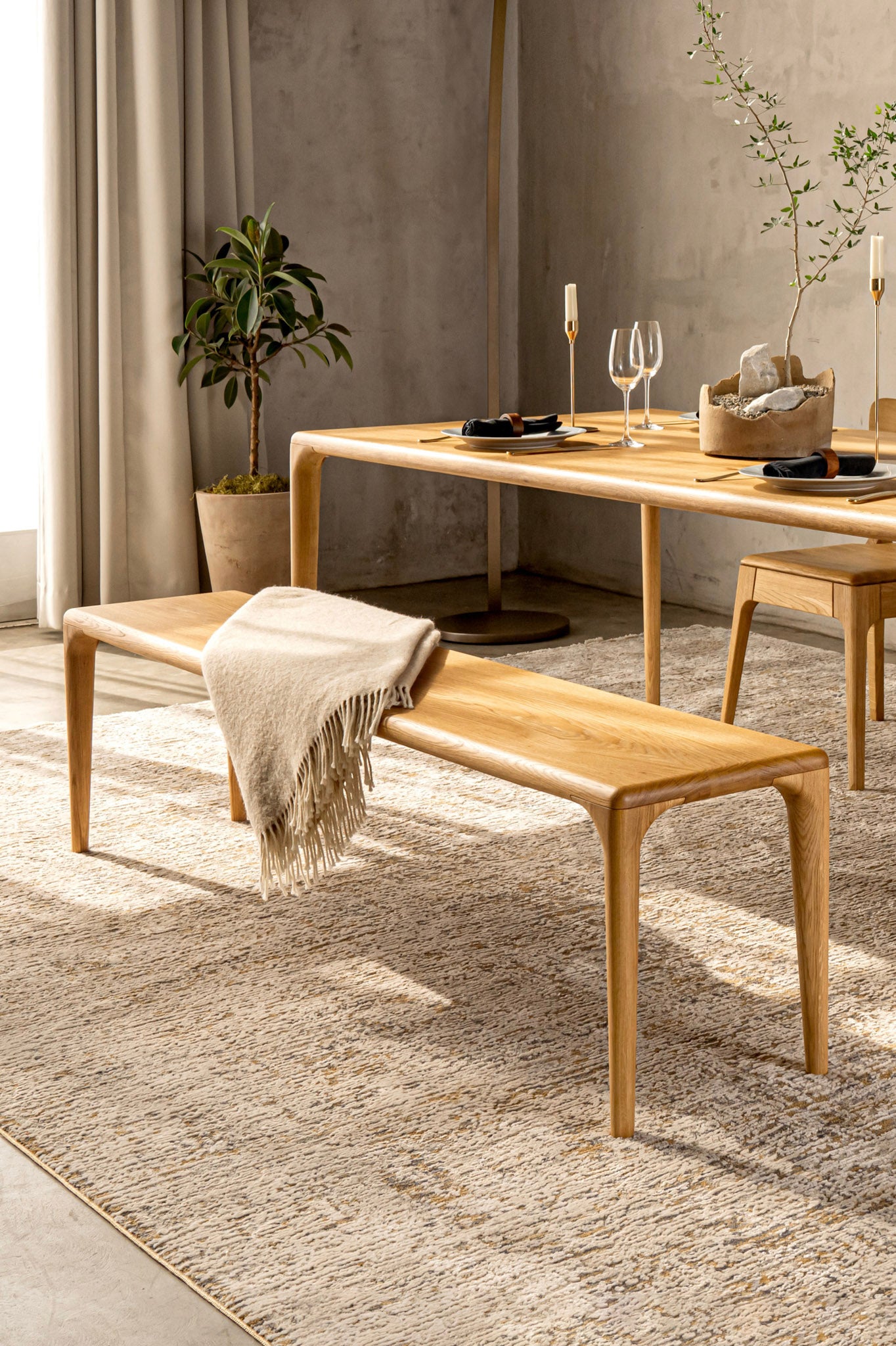 LÜNA | Walnut Bench