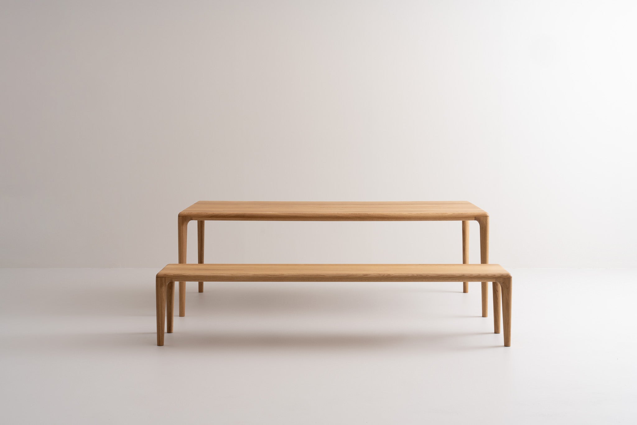 LUNA S | Dining Table image 10