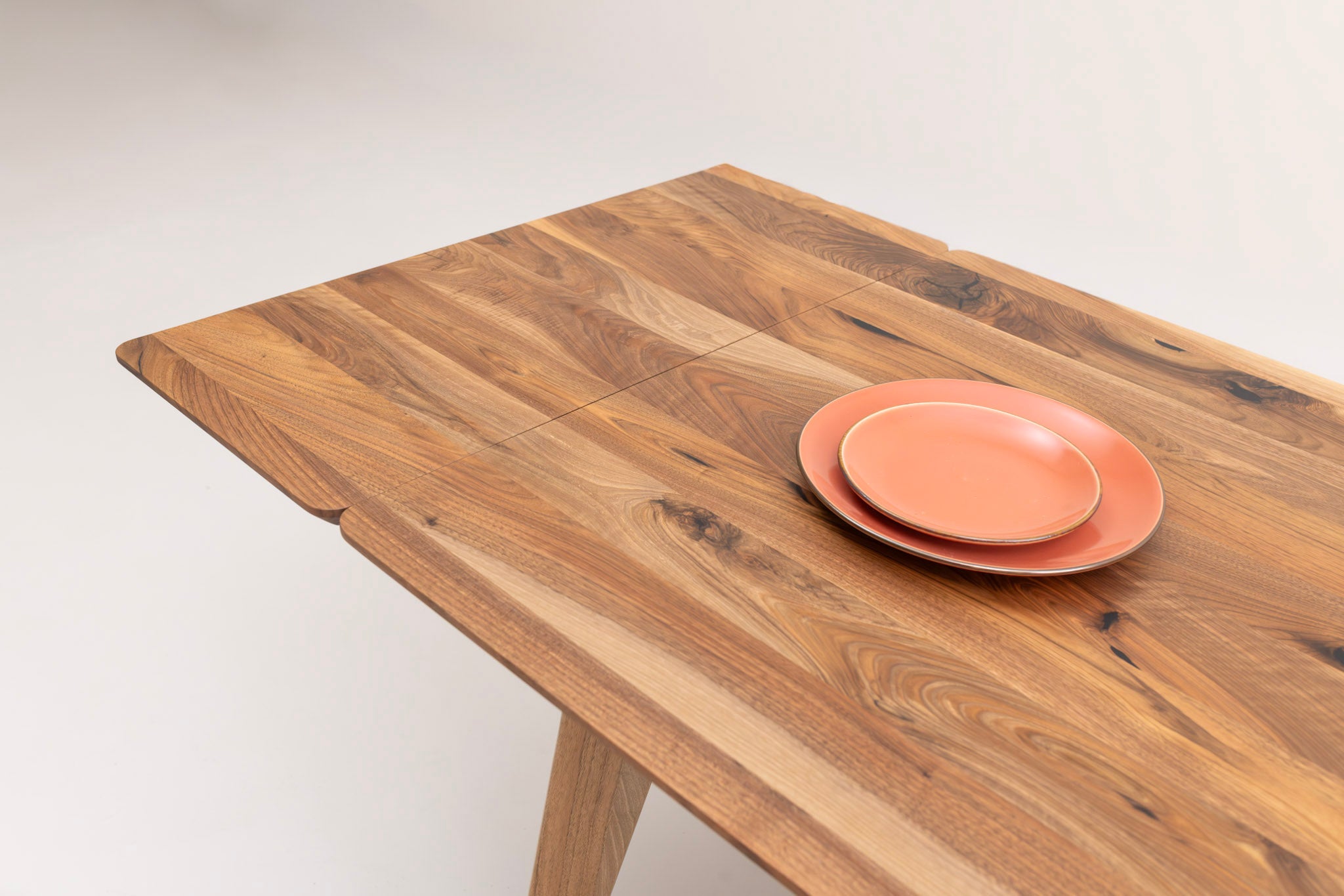 AMBER S | Walnut Extendable Dining Table