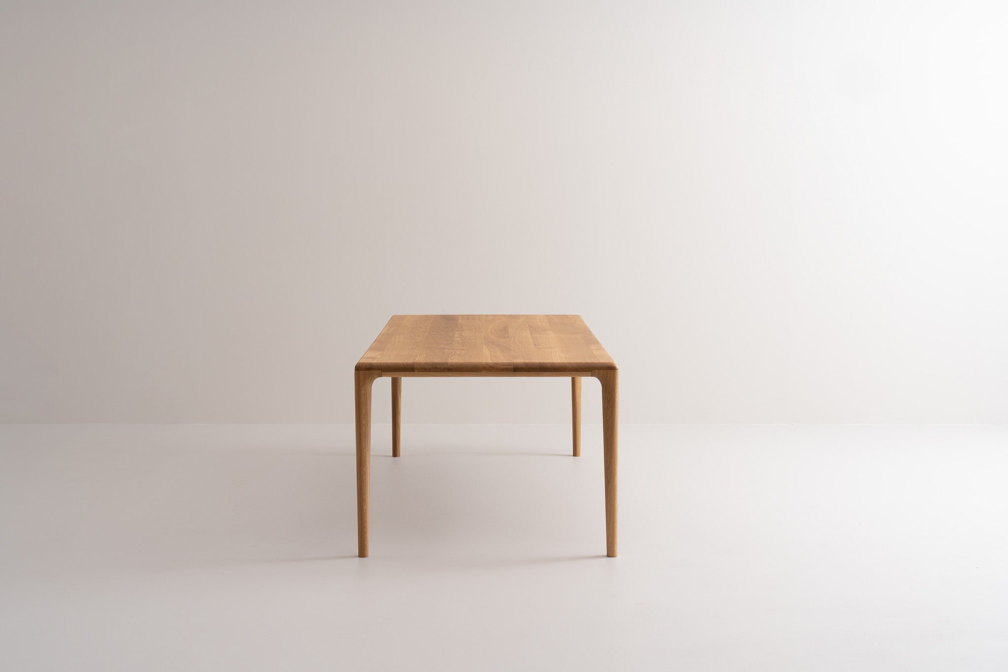 LUNA S | Dining Table image 7