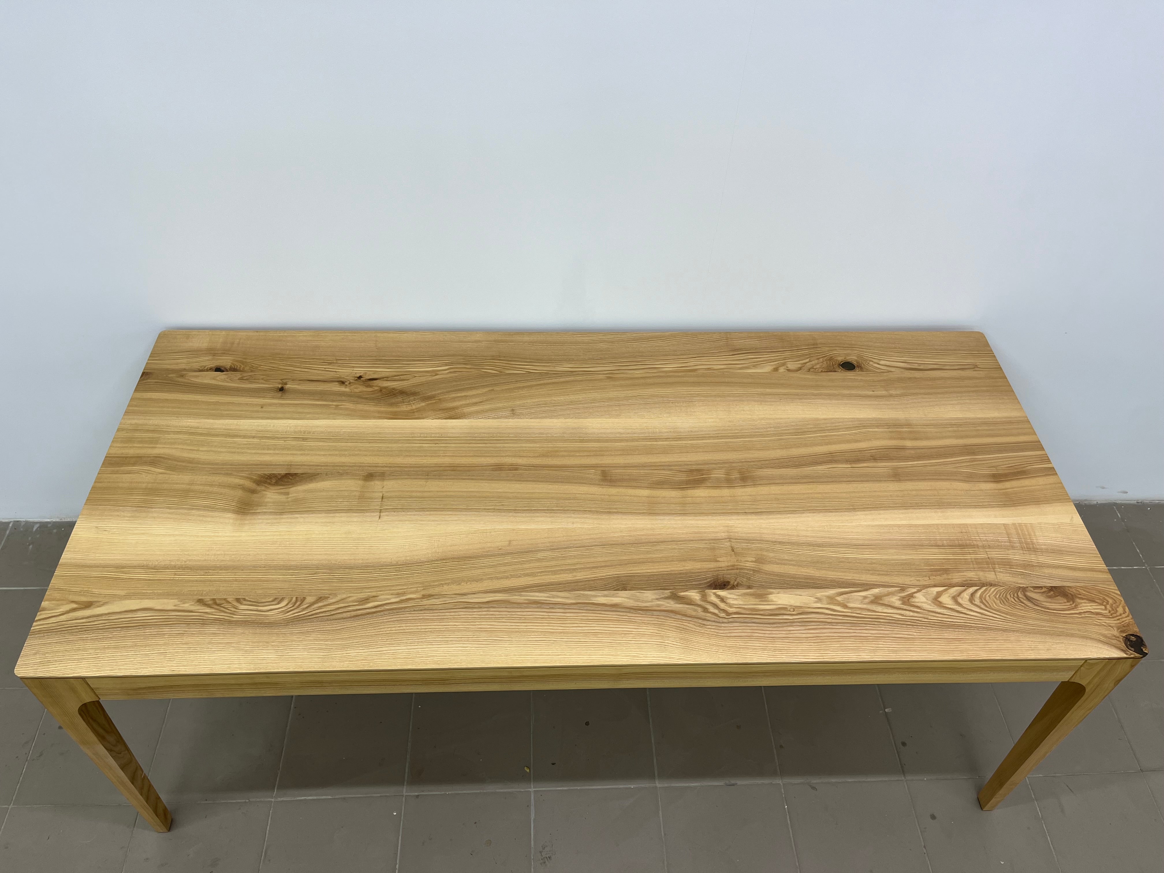 CAROLINA | Ash Table | 87