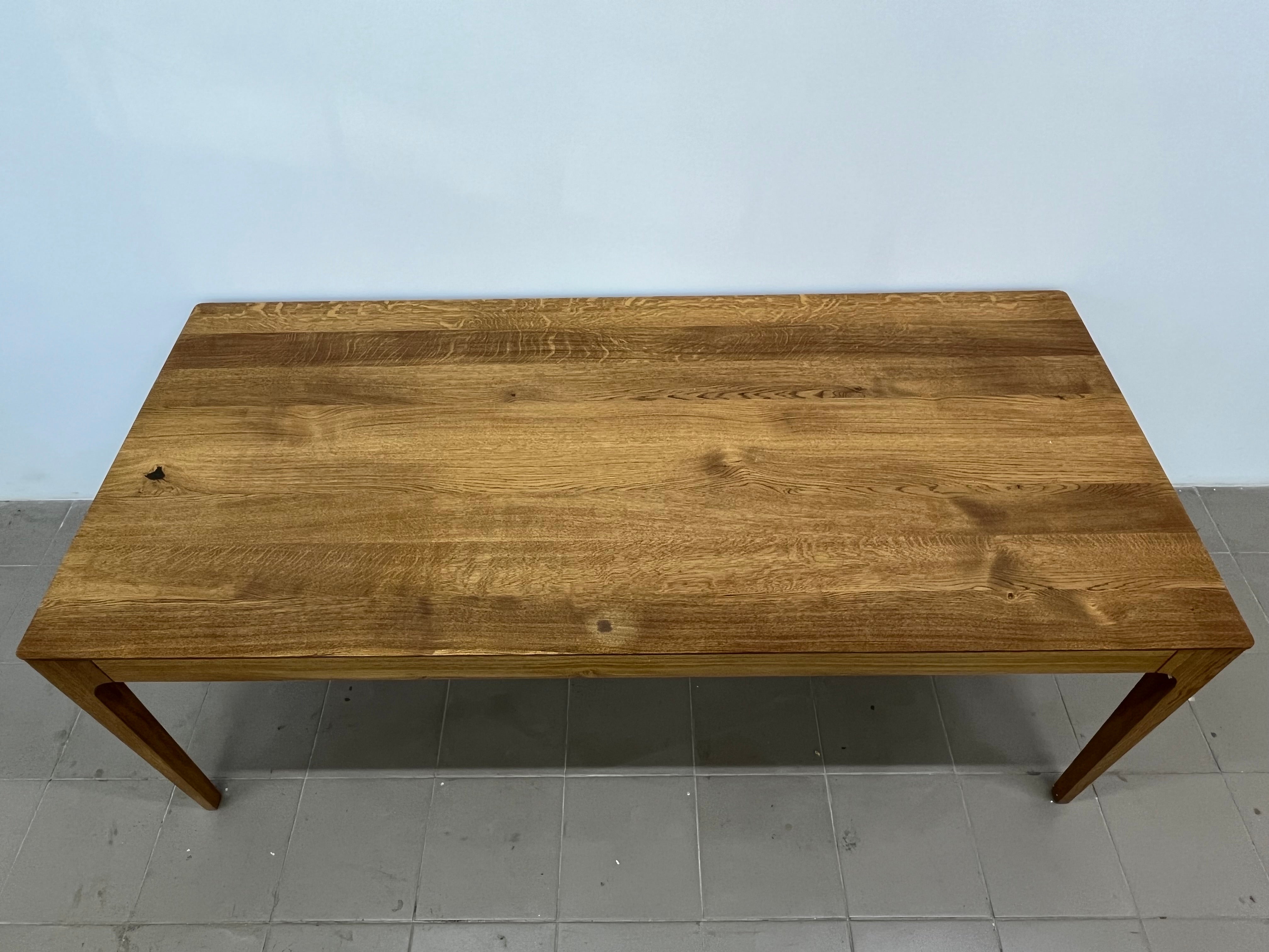 CAROLINA | Oak Table | 87