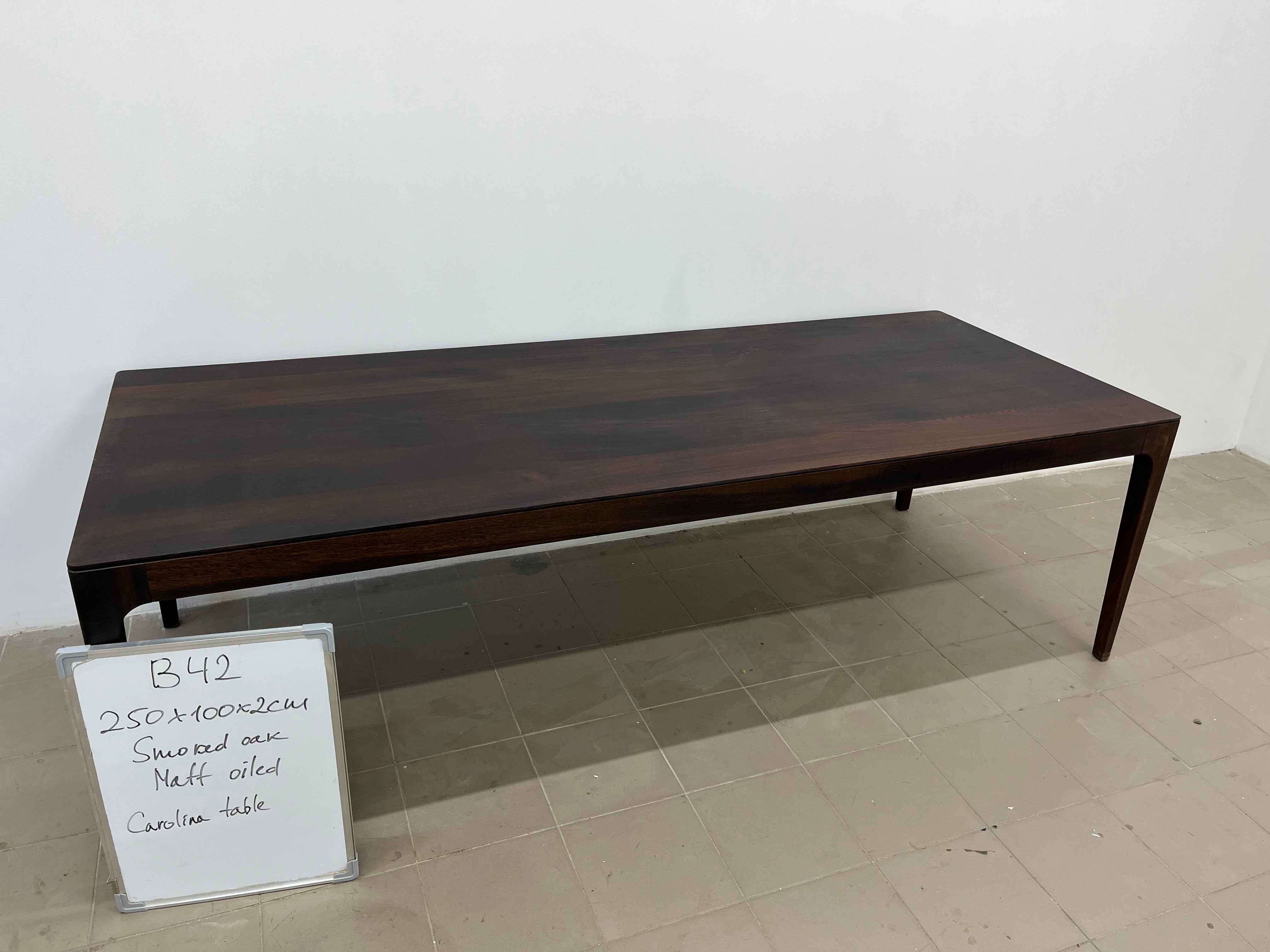 CAROLINA | Tisch aus geräucherter Eiche | 250 x 100 x 2 cm | B42 Lagerbestand