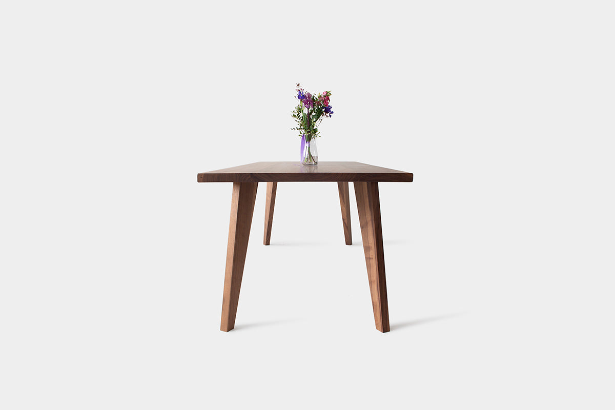 AMBER | Walnut Extendable Dining Table