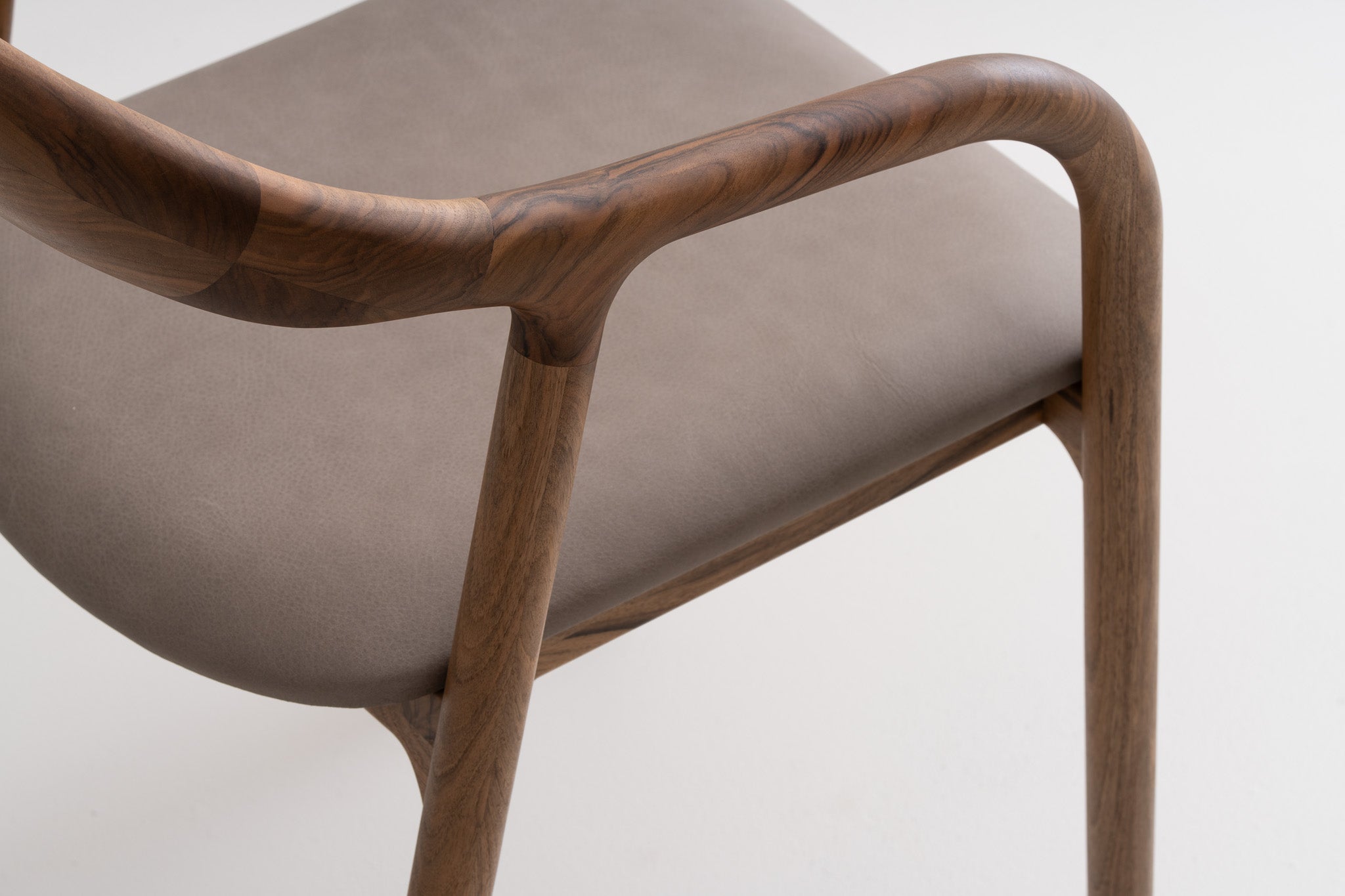LELA S | Chair image 19