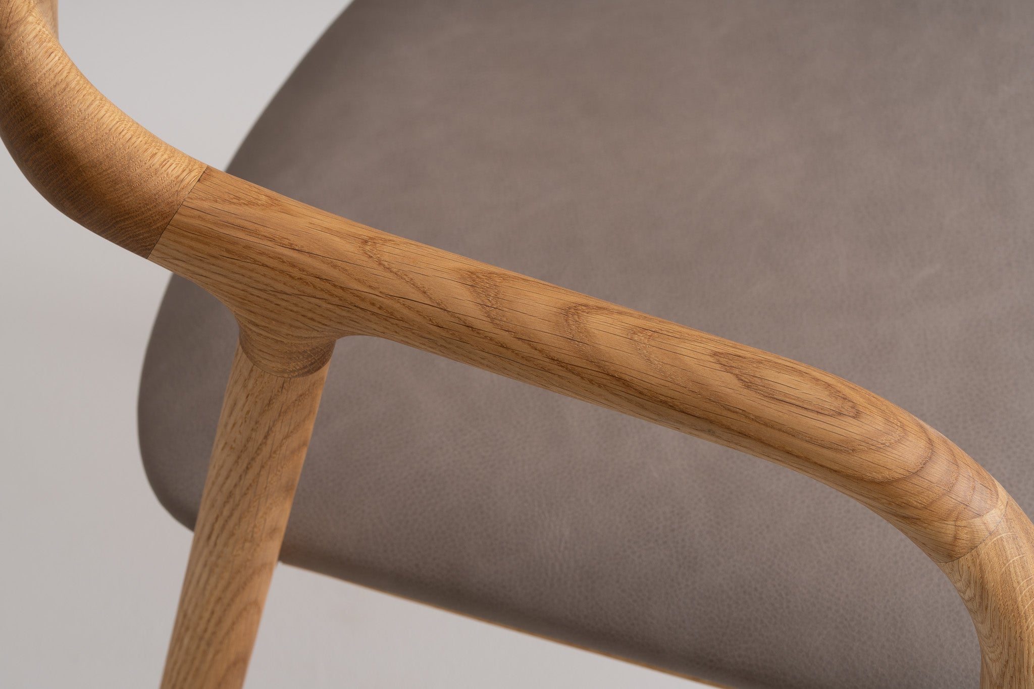 LELA S | Chair image 13