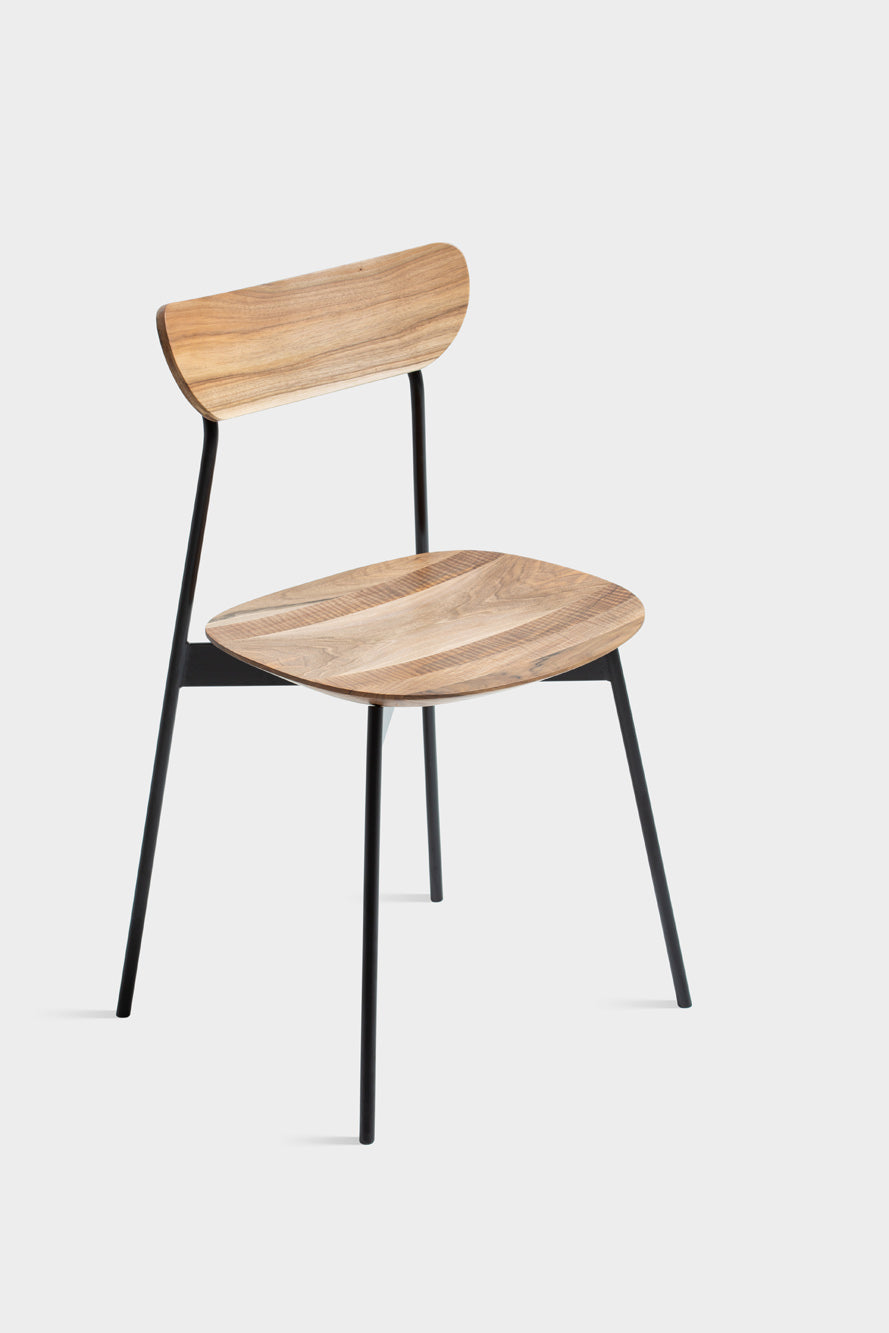 MAYA Chair | Oak and Walnut