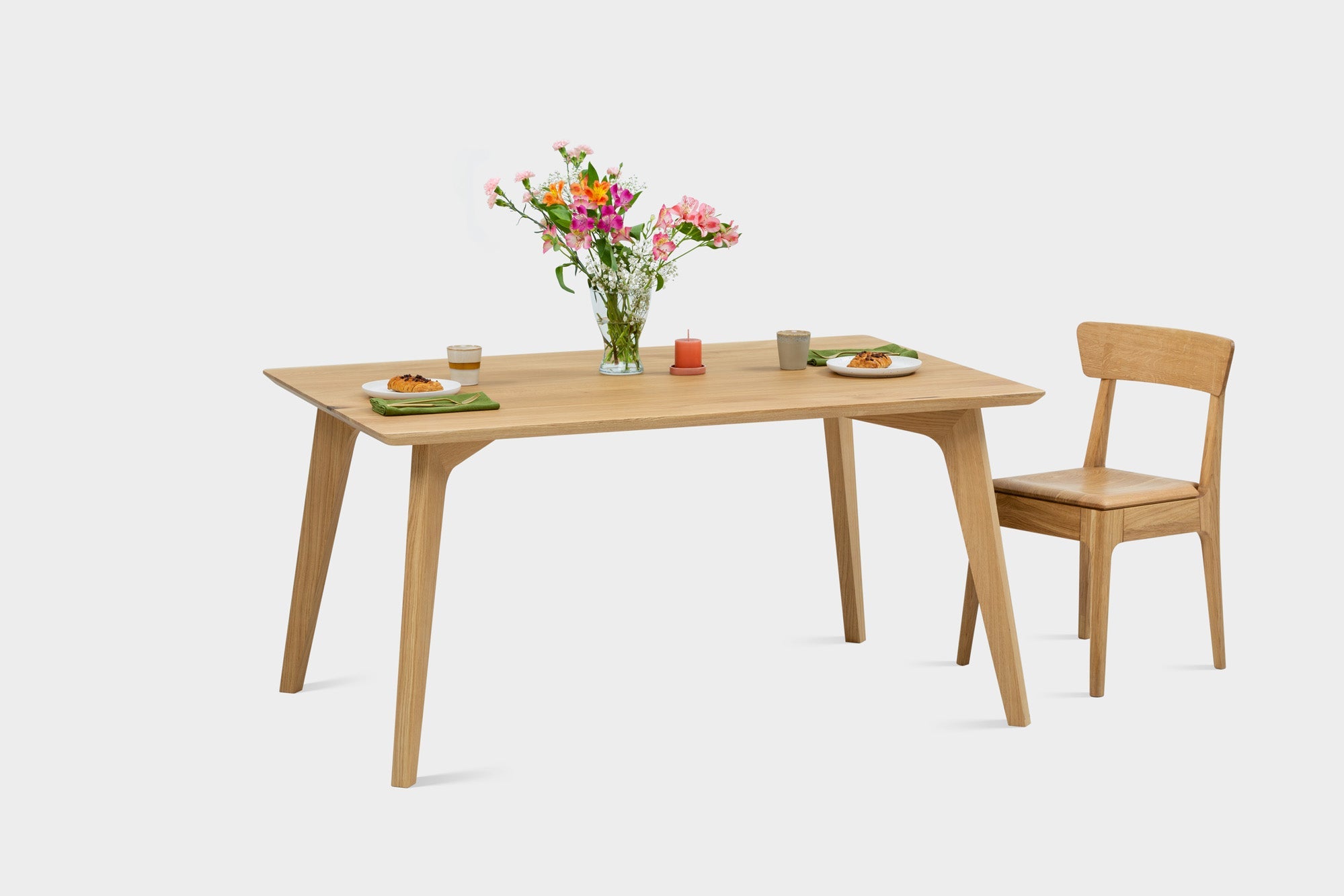 AMBER S | Oak Extendable Dining Table