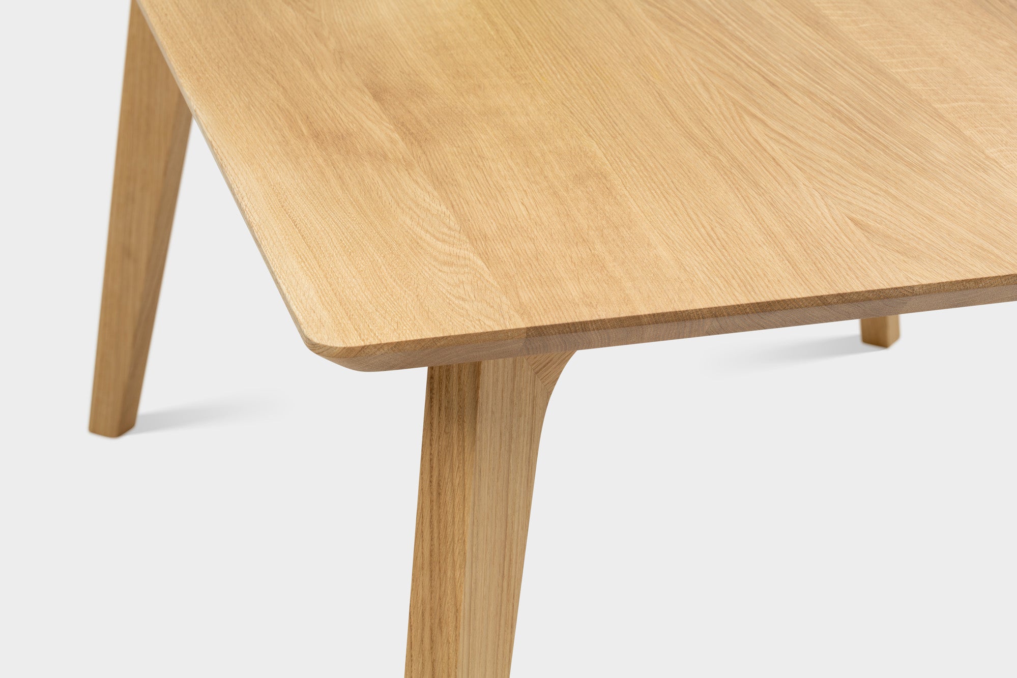 AMBER S | Oak Dining Table