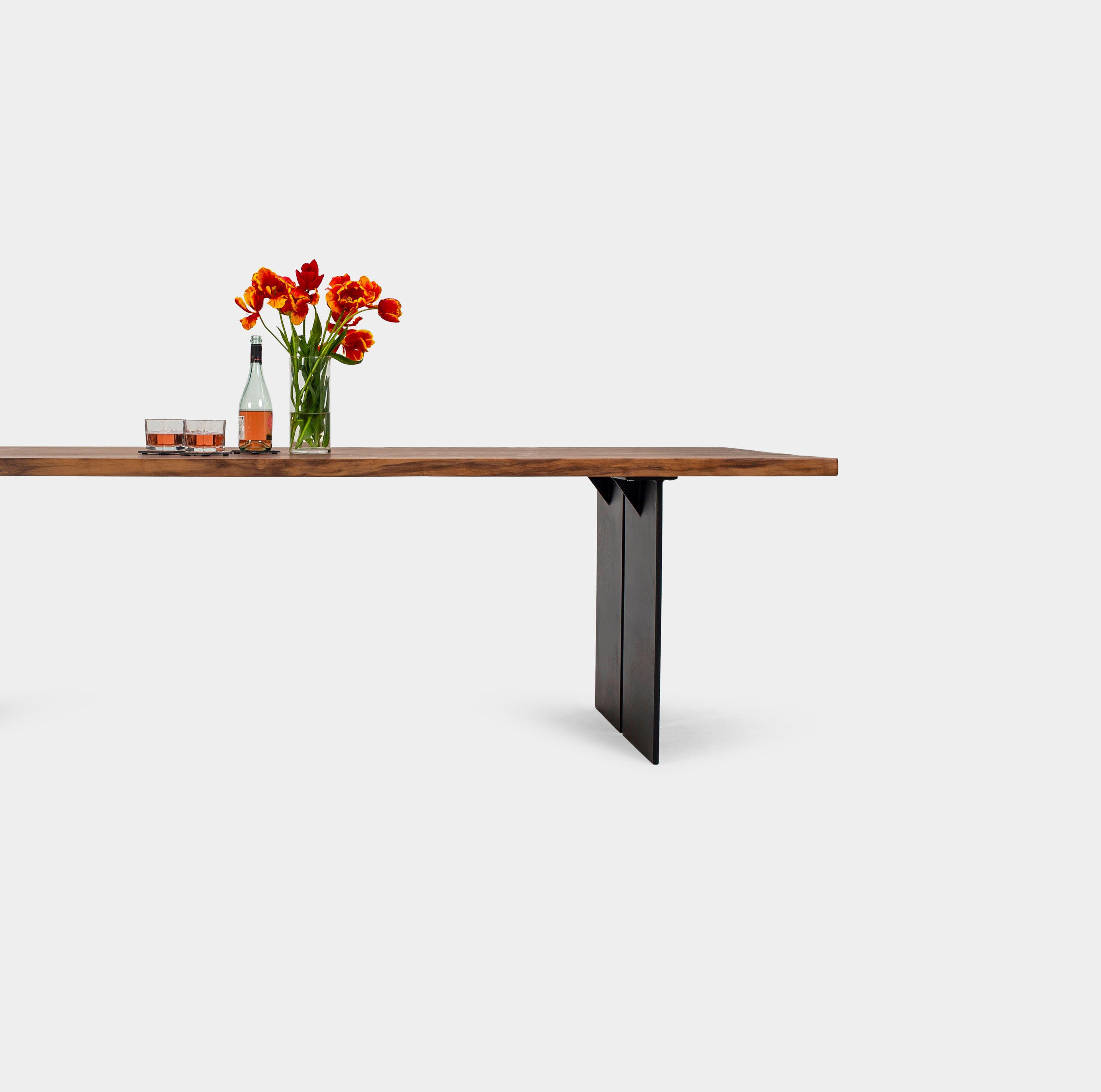 ORPHELIA | Walnut Extendable Dining Table